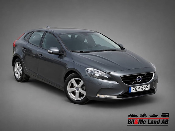 Volvo V40 6 of 16