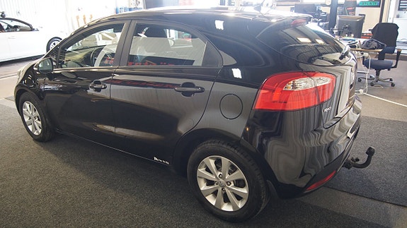 Kia Rio 3 of 5