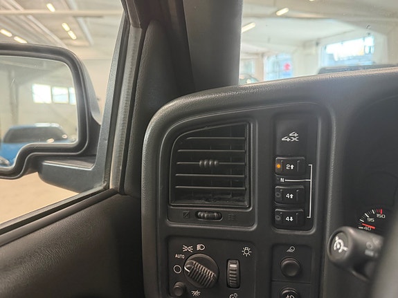 GMC Sierra 11 of 12