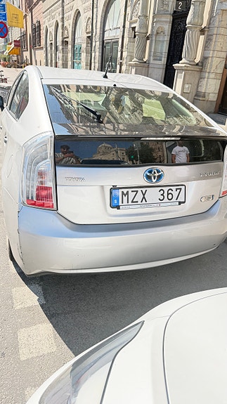 Toyota Prius Plug-in Hybrid 7 of 7