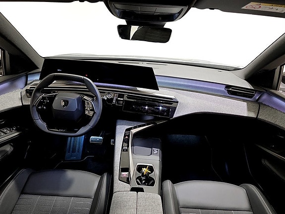 Peugeot 5008 7 of 16