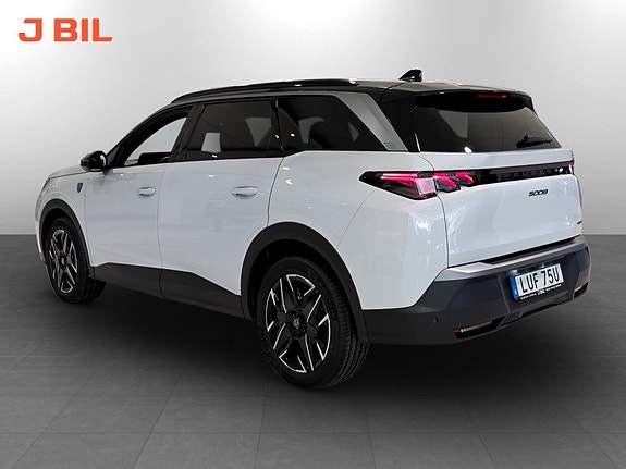 Peugeot 5008 4 of 16