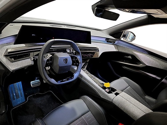 Peugeot 5008 5 of 16
