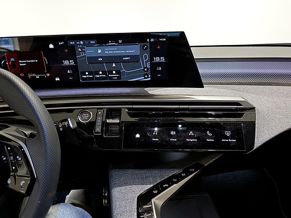 Peugeot 5008 10 of 16