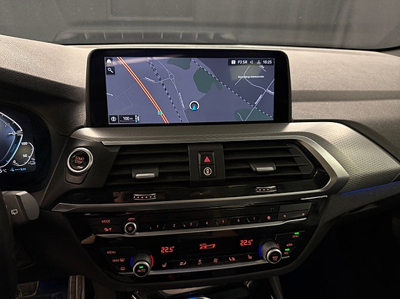 BMW X3 14 of 17