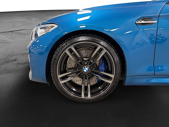 BMW M2 16 of 17