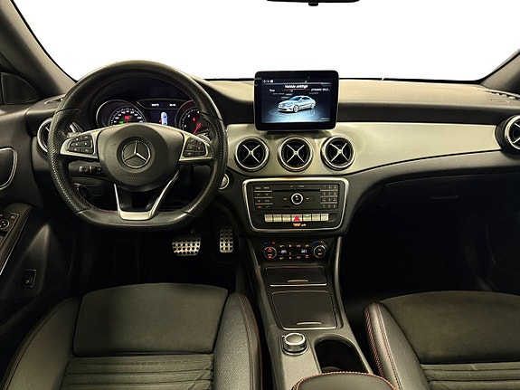 Mercedes-Benz CLA220 d 11 of 17