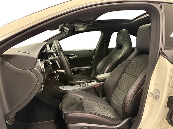 Mercedes-Benz CLA220 d 8 of 17