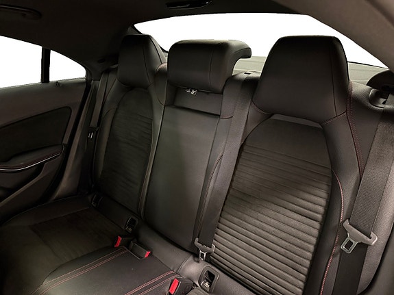 Mercedes-Benz CLA220 d 12 of 17