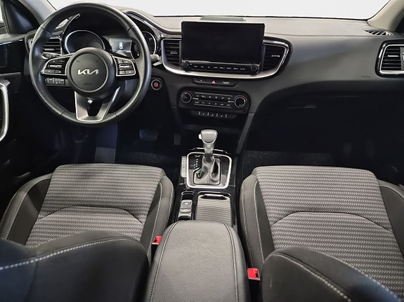 Kia Ceed 10 of 14