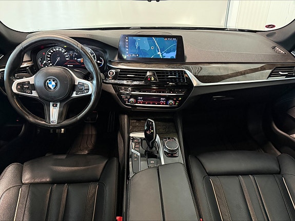 BMW 540i 13 of 24