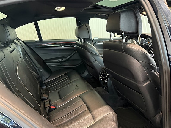 BMW 540i 17 of 24
