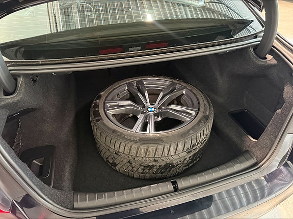 BMW 540i 24 of 24