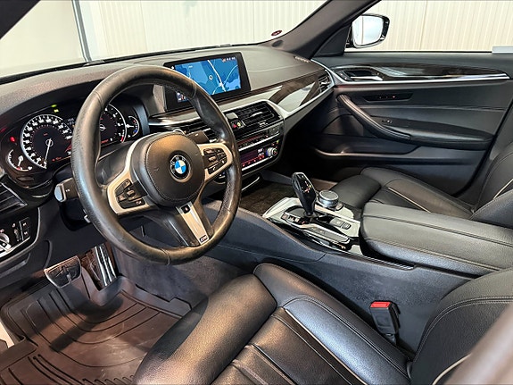 BMW 540i 10 of 24