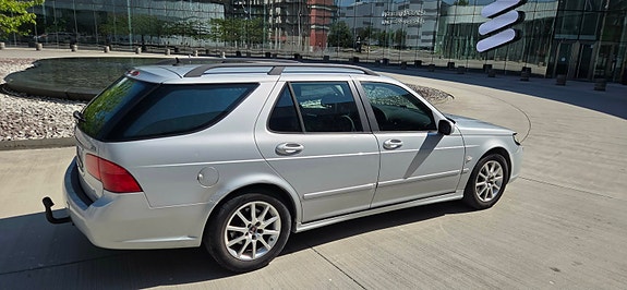 Saab 9-5 2 of 5