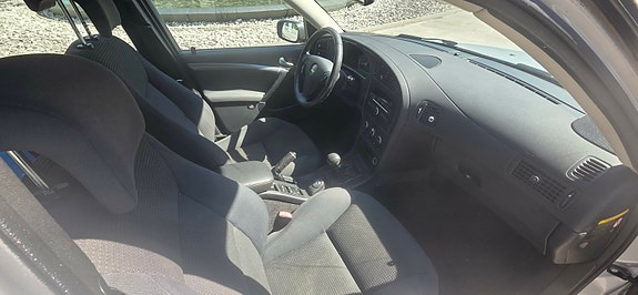 Saab 9-5 5 of 5