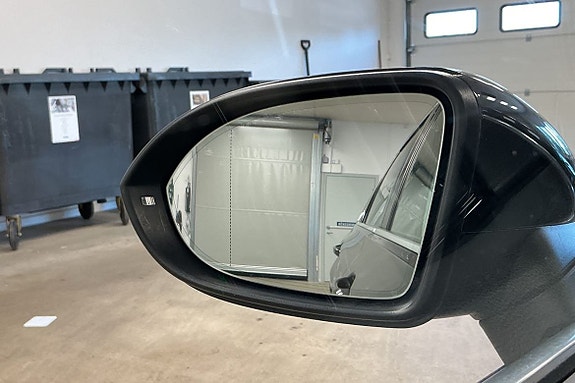 Volkswagen Passat 24 of 29