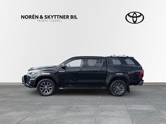 Toyota HiLux 4 of 11