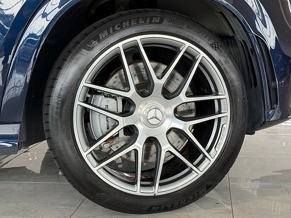 Mercedes-Benz GLE53 6 of 26