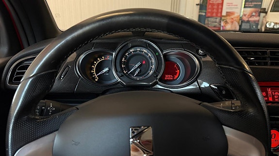 Citroen DS3 7 of 9