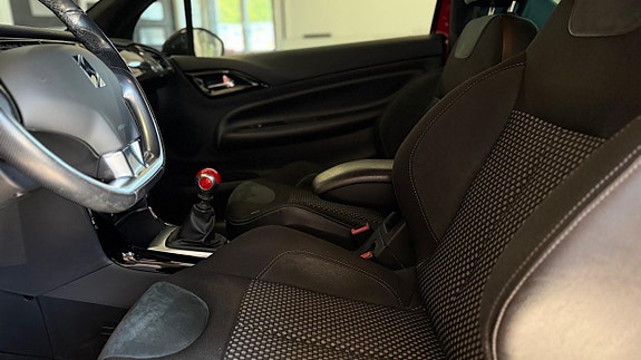 Citroen DS3 6 of 9