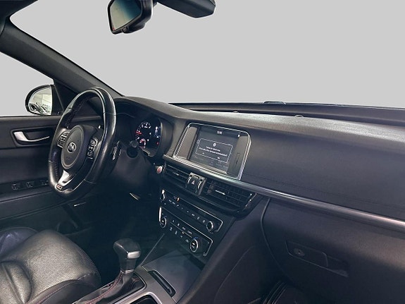Kia Optima 9 of 18