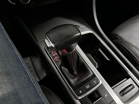 Kia Optima 17 of 18