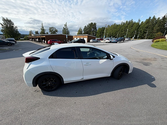 Honda Civic 2 of 8