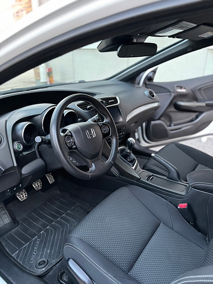 Honda Civic 3 of 8