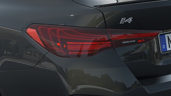 BMW i4 8 of 13
