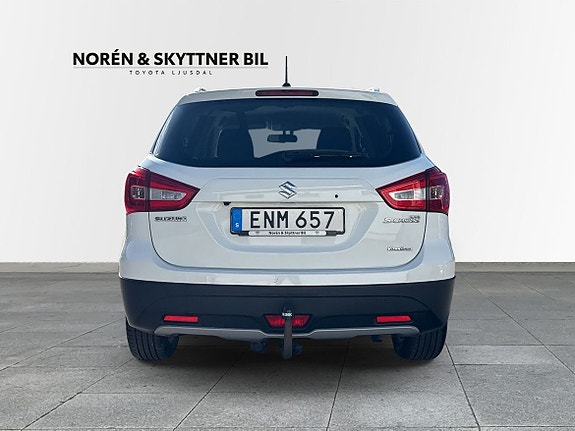 Suzuki SX4 4 of 10