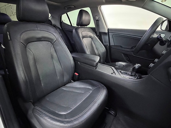 Kia Optima 13 of 30
