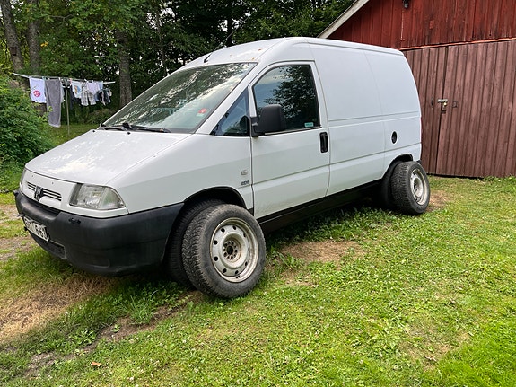 Peugeot Expert 3 of 5