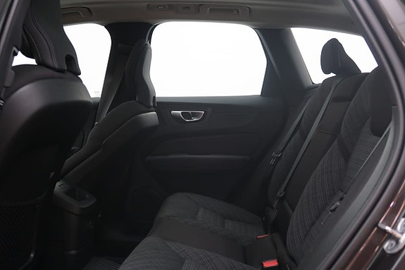 Volvo XC60 5 of 5