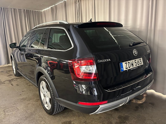 Skoda Octavia Scout 5 of 5