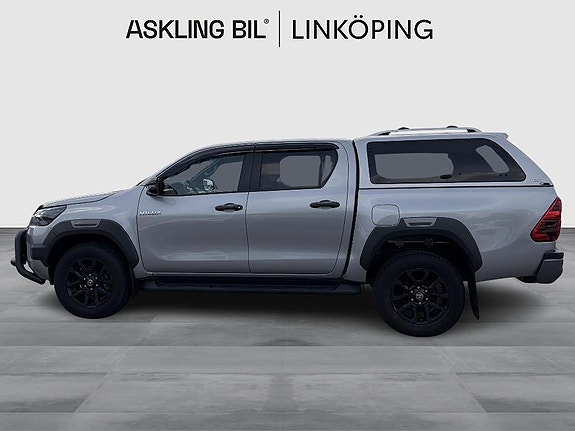 Toyota HiLux 3 of 13