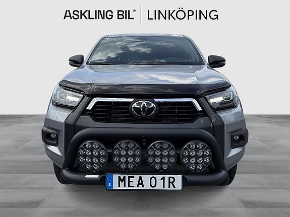 Toyota HiLux 5 of 13