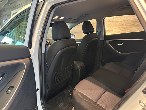 Hyundai i30 9 of 23