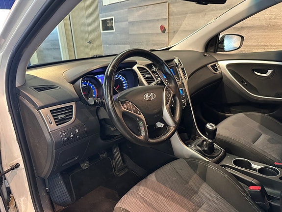 Hyundai i30 6 of 23