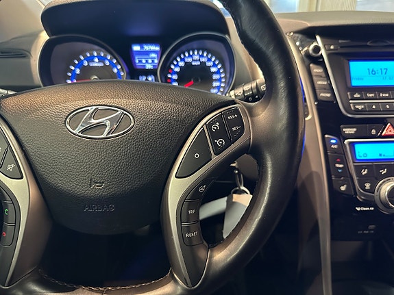 Hyundai i30 17 of 23