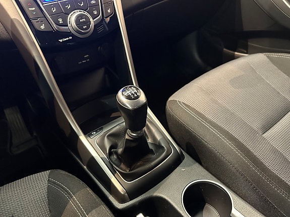 Hyundai i30 15 of 23
