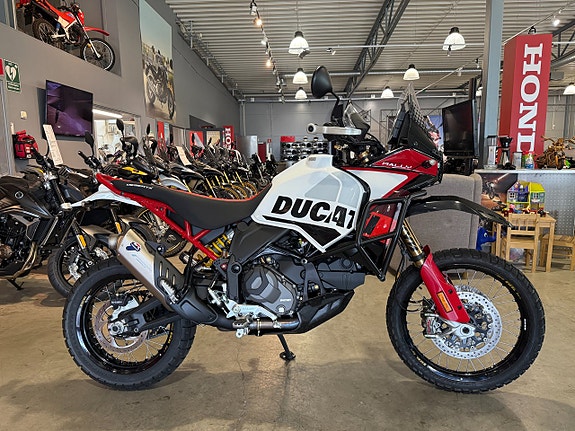 Ducati Desert X Rally #Endast 270mil & Termignoni# 2 of 5