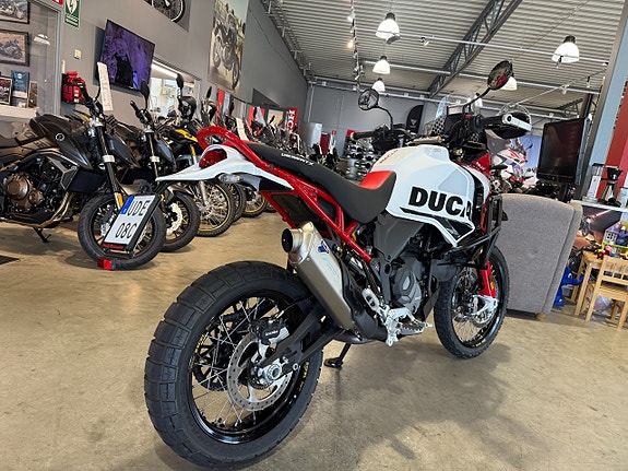Ducati Desert X Rally #Endast 270mil & Termignoni# 3 of 5