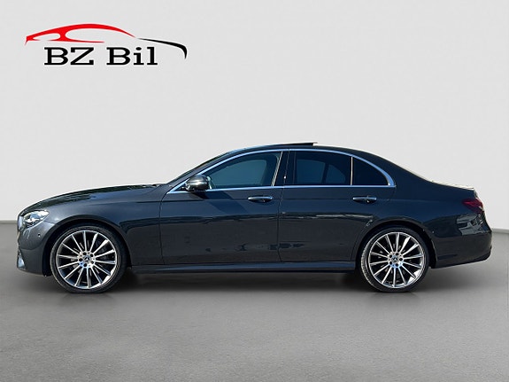 Mercedes-Benz E220 d 2 of 5