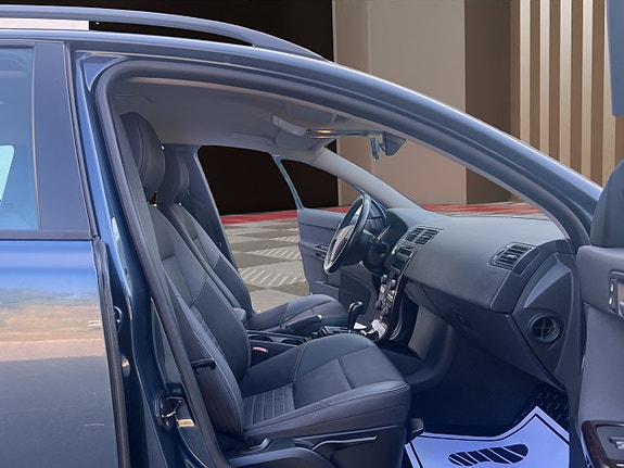 Volvo V50 10 of 17