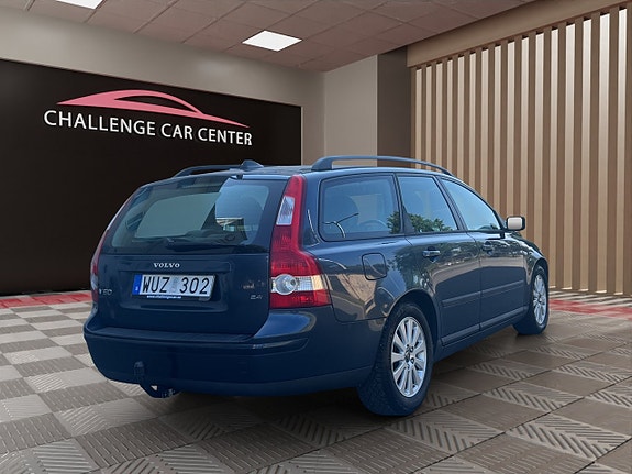 Volvo V50 6 of 17