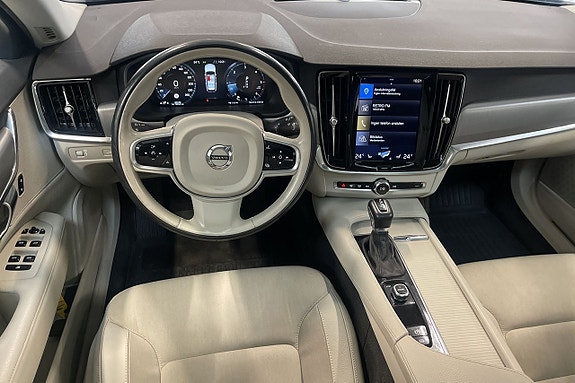 Volvo V90 12 of 14