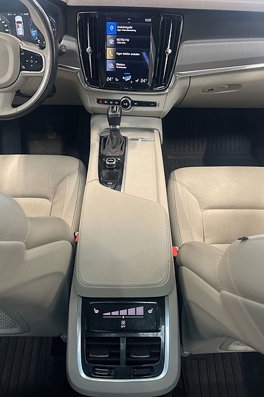 Volvo V90 13 of 14