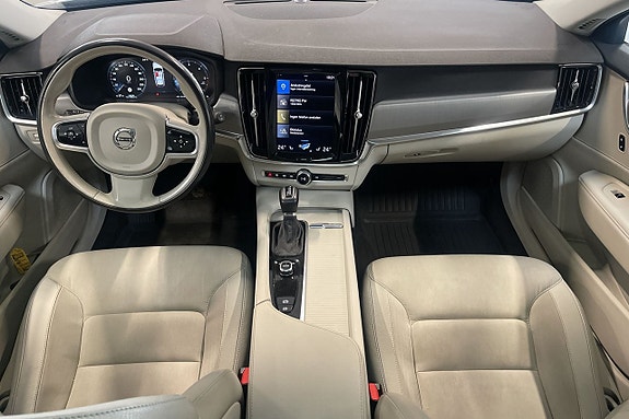 Volvo V90 11 of 14