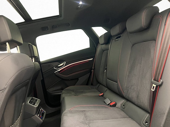 Audi Q8 e-tron 19 of 30